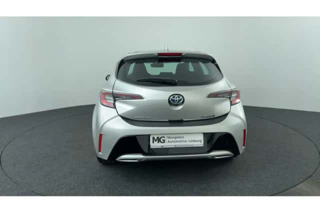 Toyota Corolla (2019) thumbnail 4