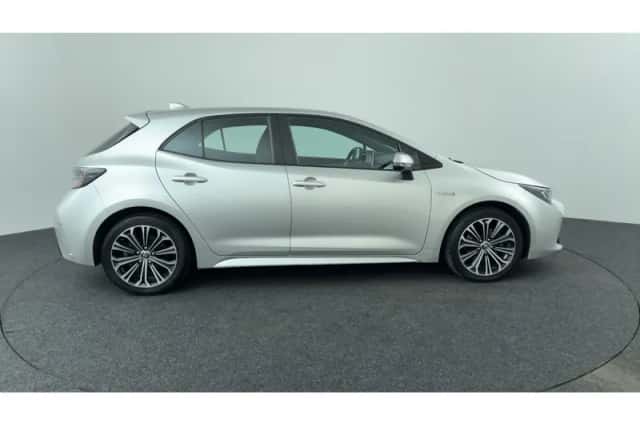 Toyota Corolla (2019) thumbnail 6