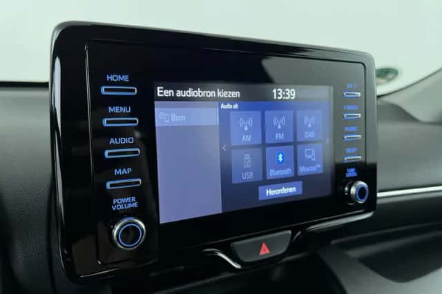 Toyota Yaris (2020) thumbnail 18