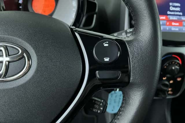 Toyota Aygo (2020) thumbnail 16
