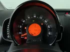 Toyota Aygo (2020) thumbnail 17