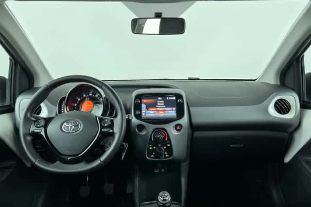 Toyota Aygo (2020) thumbnail 24