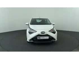 Toyota Aygo (2020) thumbnail 8