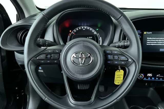 Toyota Aygo X (2022) thumbnail 14