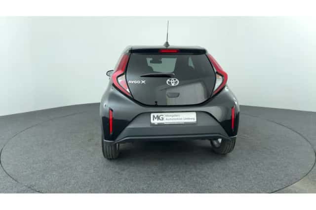 Toyota Aygo X (2022) thumbnail 4