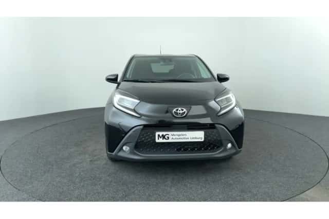 Toyota Aygo X (2022) thumbnail 8