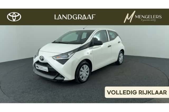 Toyota Aygo (2019) thumbnail 1