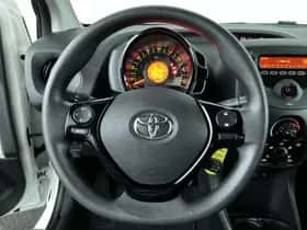 Toyota Aygo (2019) thumbnail 13