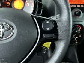 Toyota Aygo (2019) thumbnail 15