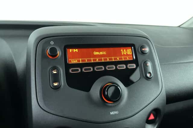 Toyota Aygo (2019) thumbnail 17