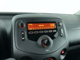 Toyota Aygo (2019) thumbnail 17