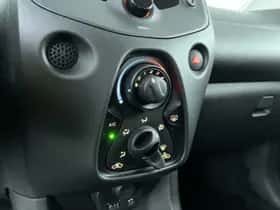 Toyota Aygo (2019) thumbnail 18