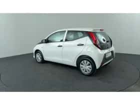 Toyota Aygo (2019) thumbnail 3