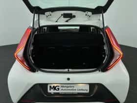 Toyota Aygo (2019) thumbnail 23
