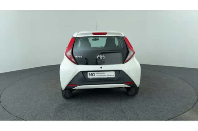 Toyota Aygo (2019) thumbnail 4