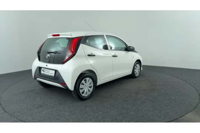 Toyota Aygo (2019) thumbnail 5