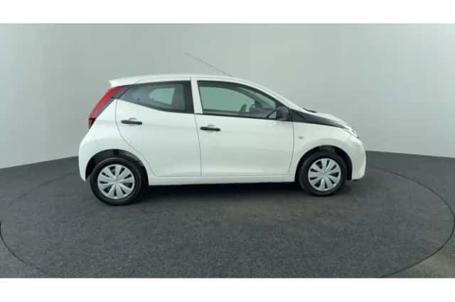 Toyota Aygo (2019) thumbnail 6
