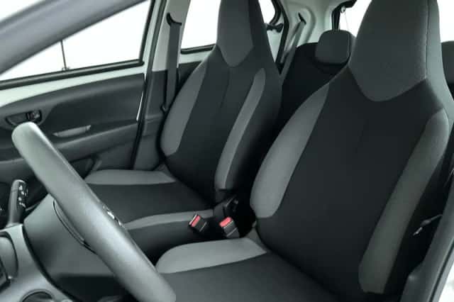 Toyota Aygo (2021) thumbnail 11