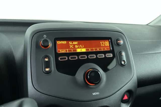 Toyota Aygo (2021) thumbnail 17