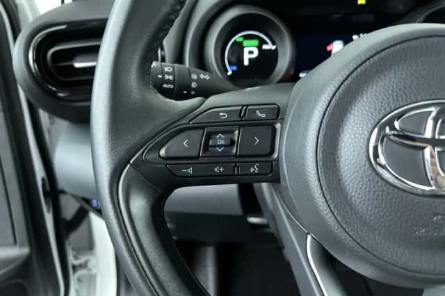 Toyota Yaris (2024) thumbnail 15