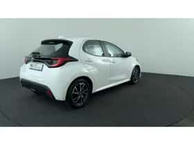 Toyota Yaris (2024) thumbnail 5