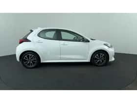 Toyota Yaris (2024) thumbnail 6