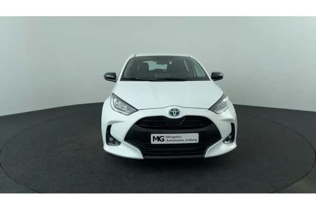 Toyota Yaris (2024) thumbnail 8
