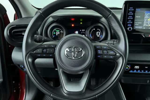 Toyota Yaris (2020) thumbnail 14