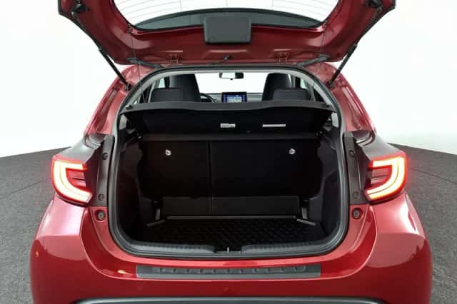 Toyota Yaris (2020) thumbnail 26