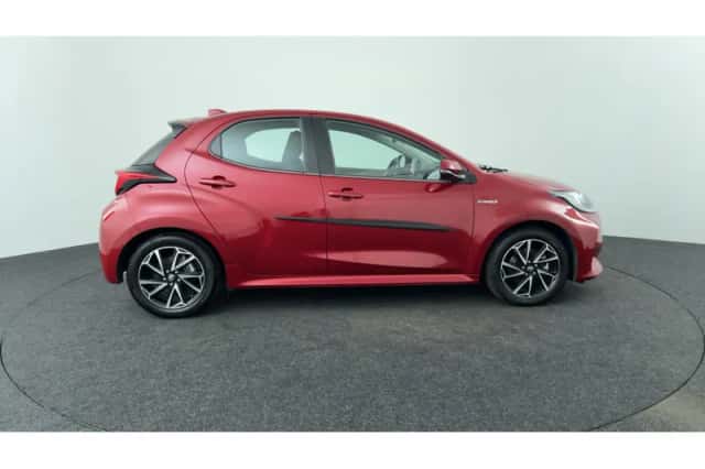 Toyota Yaris (2020) thumbnail 6