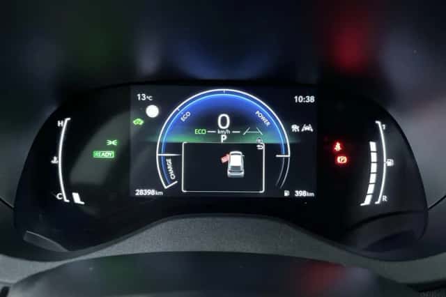 Toyota Yaris (2025) thumbnail 17