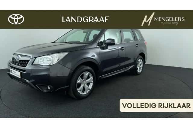 Subaru Forester (2015) thumbnail 1