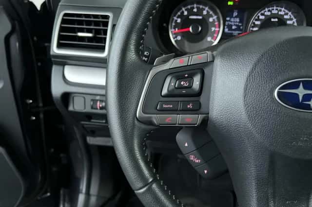 Subaru Forester (2015) thumbnail 15