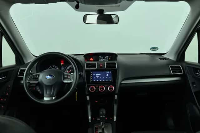 Subaru Forester (2015) thumbnail 24
