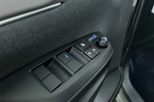 Toyota Yaris Cross (2022) thumbnail 12