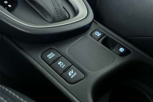 Toyota Yaris Cross (2022) thumbnail 23