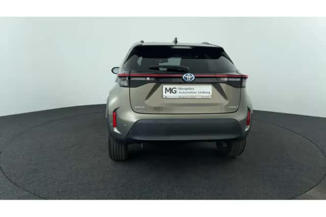 Toyota Yaris Cross (2022) thumbnail 4