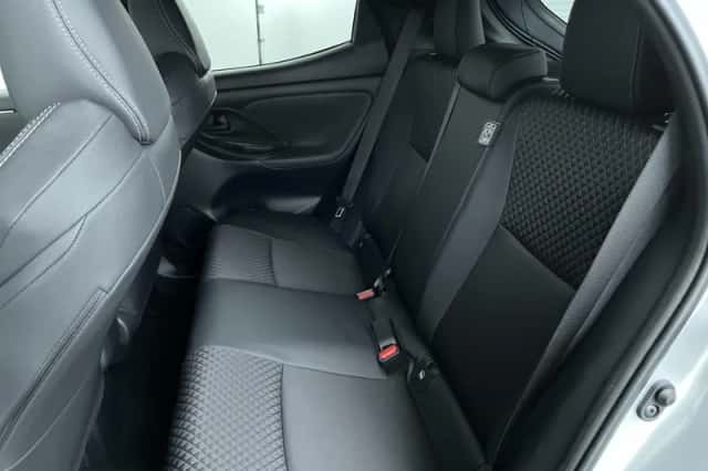 Toyota Yaris (2022) thumbnail 24