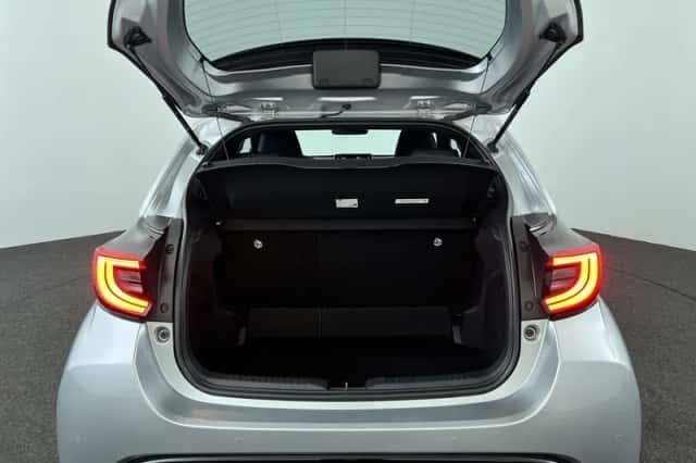 Toyota Yaris (2022) thumbnail 26