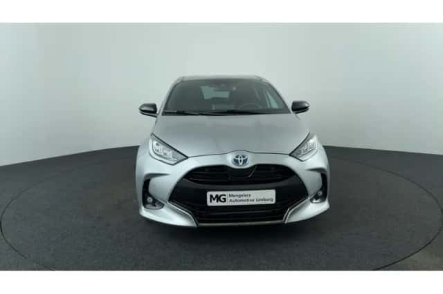 Toyota Yaris (2022) thumbnail 8