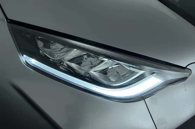 Toyota Yaris (2022) thumbnail 9