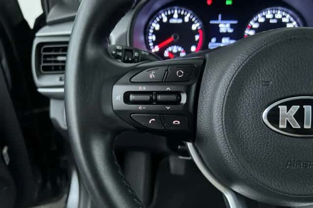 Kia Rio (2020) thumbnail 15