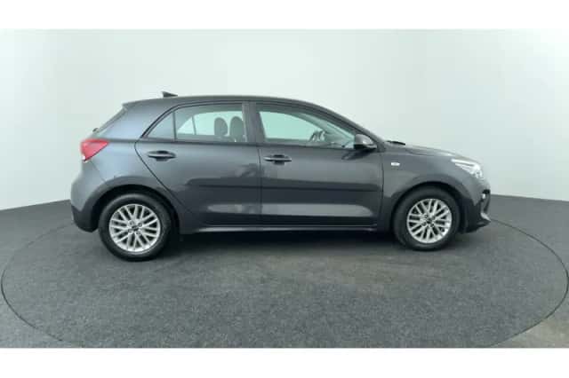 Kia Rio (2020) thumbnail 6