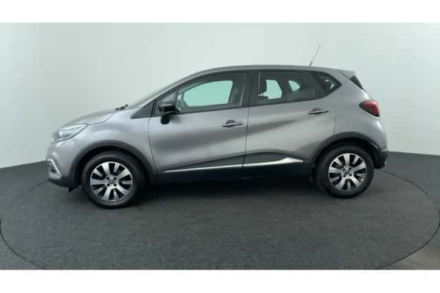 Renault Captur (2018) thumbnail 2