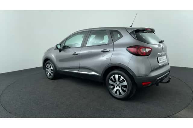 Renault Captur (2018) thumbnail 3