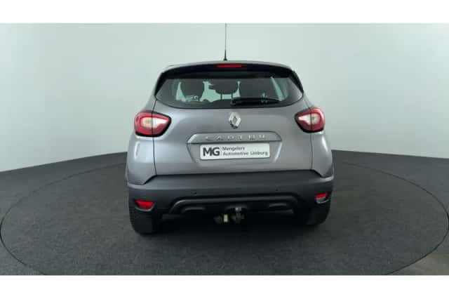 Renault Captur (2018) thumbnail 4