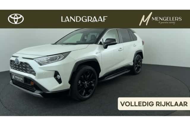 Toyota RAV4 (2022) thumbnail 1