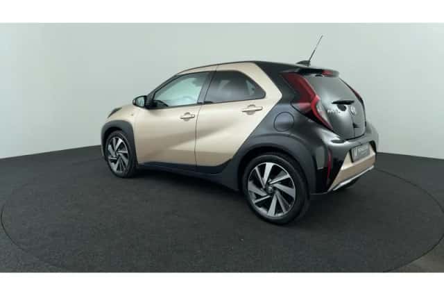 Toyota Aygo X (2023) thumbnail 3
