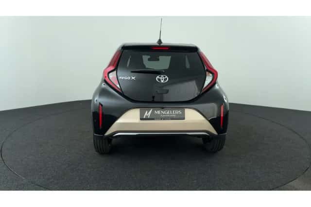 Toyota Aygo X (2023) thumbnail 4