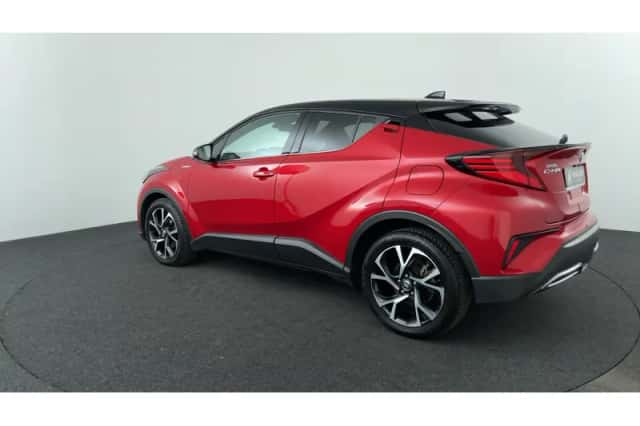 Toyota C-HR (2020) thumbnail 3